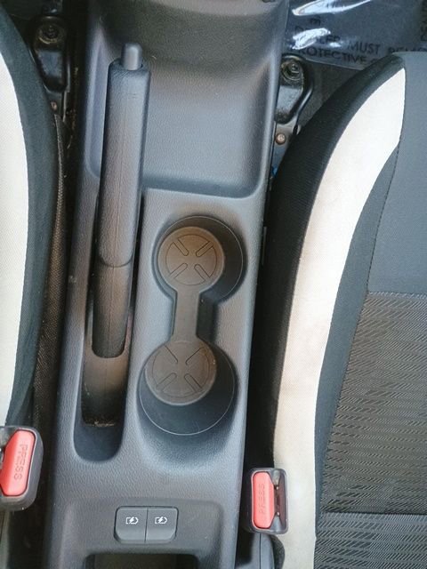 Used 2021 Nissan Versa SV FWD image 30