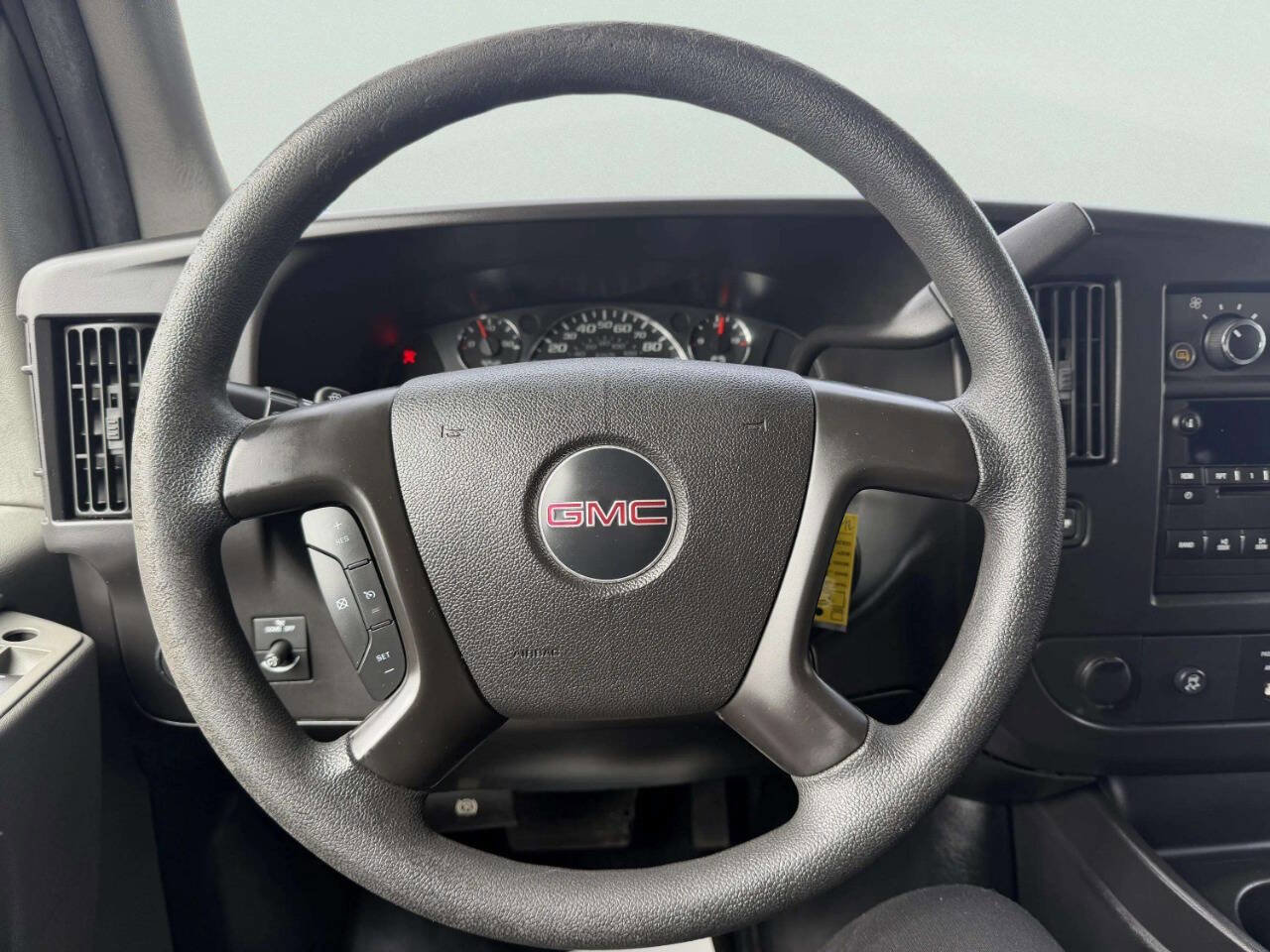 Used 2010 GMC Savana 2500 LS w/ Power Package image 30