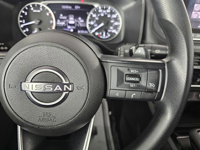 Used 2024 Nissan Rogue S image 29