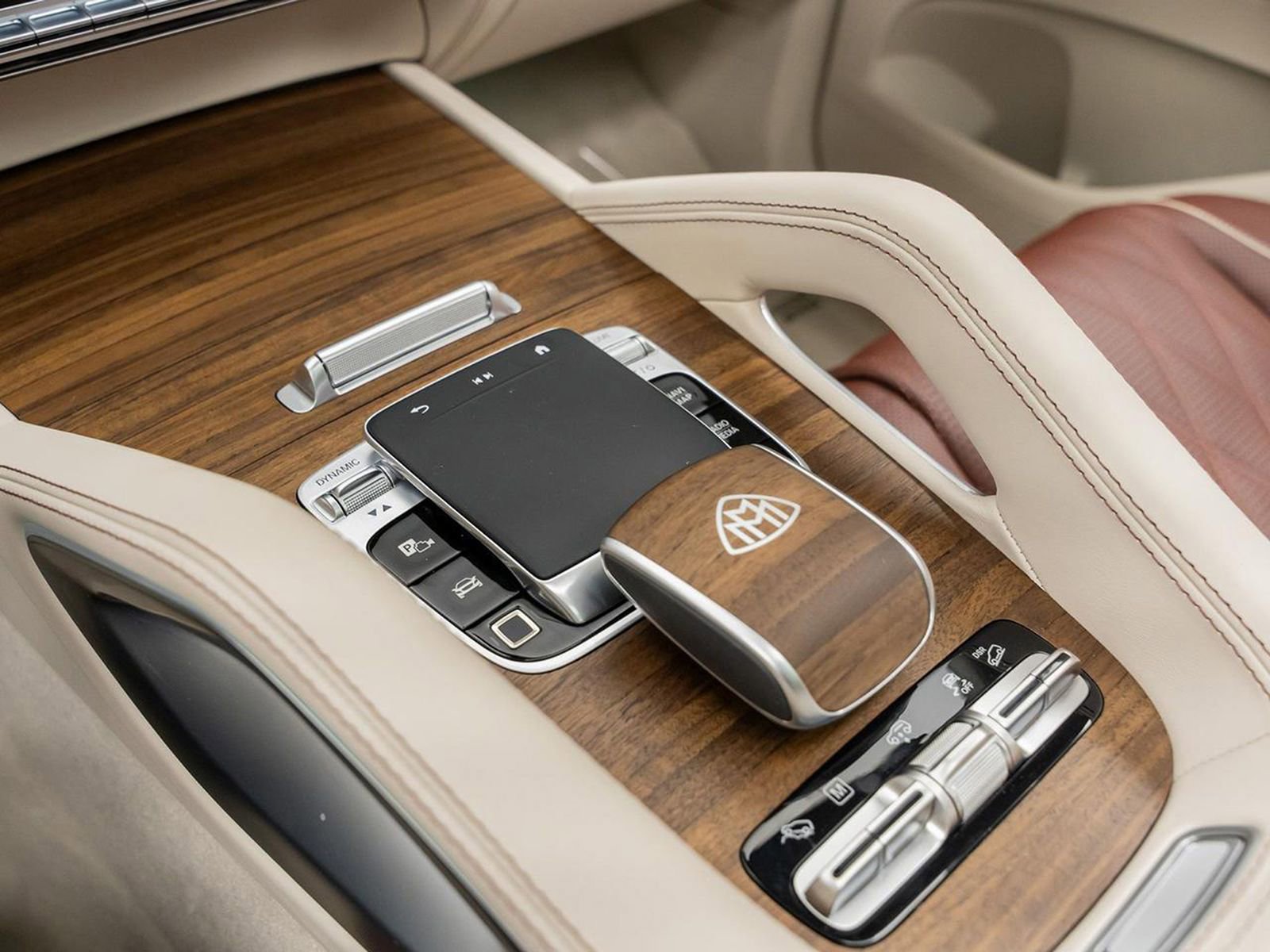 Used 2026 Mercedes-Benz Maybach GLS 600 4MATIC image 63
