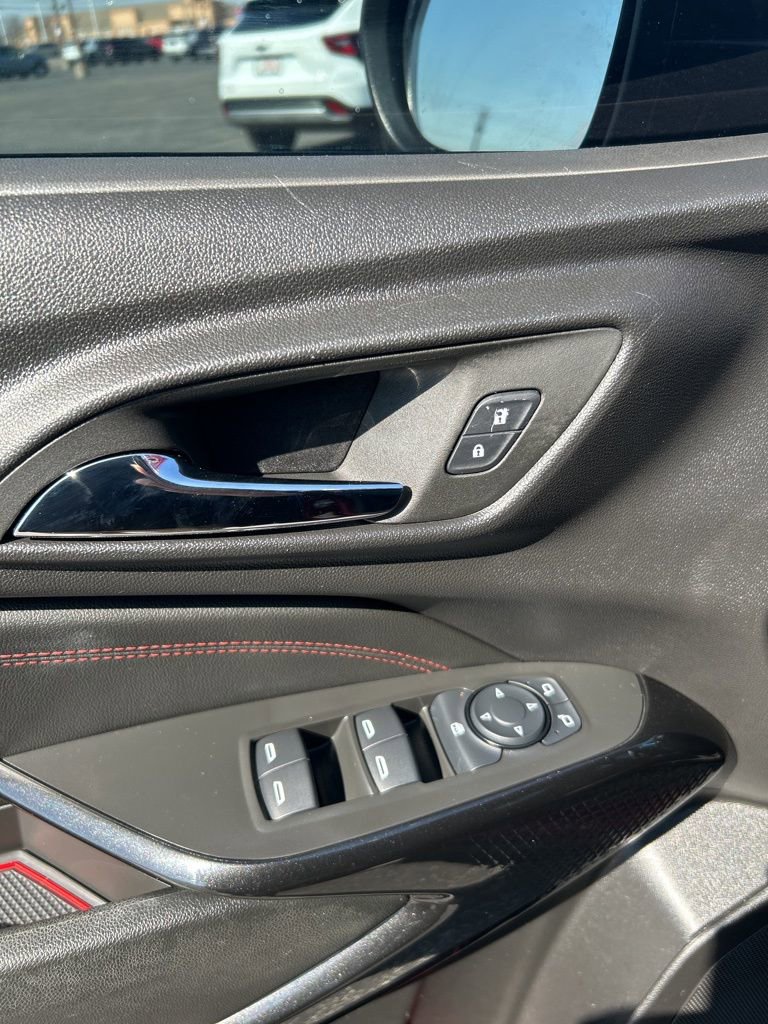 Used 2024 Chevrolet Trax RS w/ Sunroof Package image 20