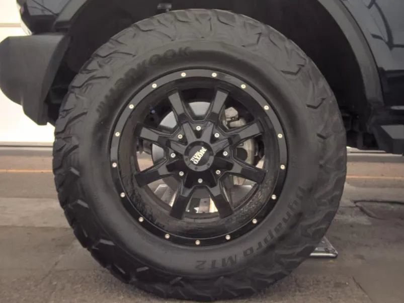 Used 2021 Ford Bronco 4-Door AWD/4WD image 17