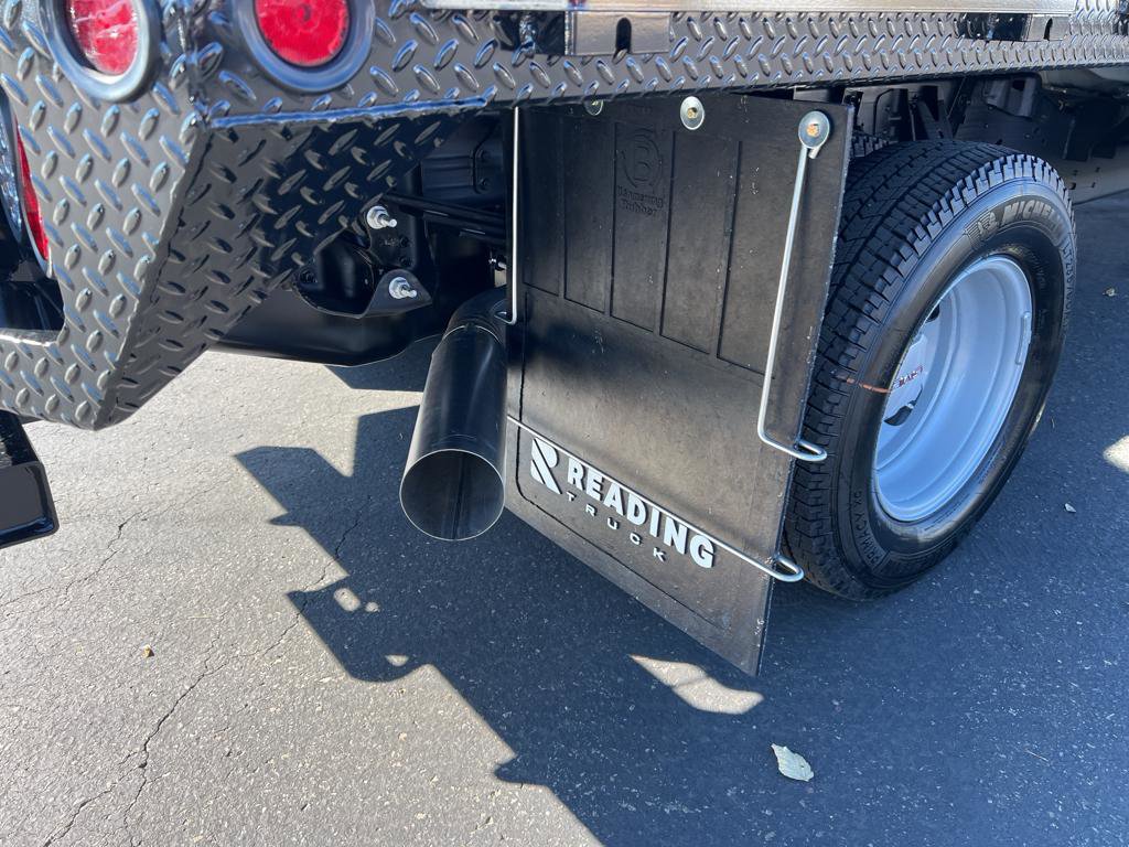 New 2026 GMC Sierra 3500 Pro w/ Convenience Package image 9