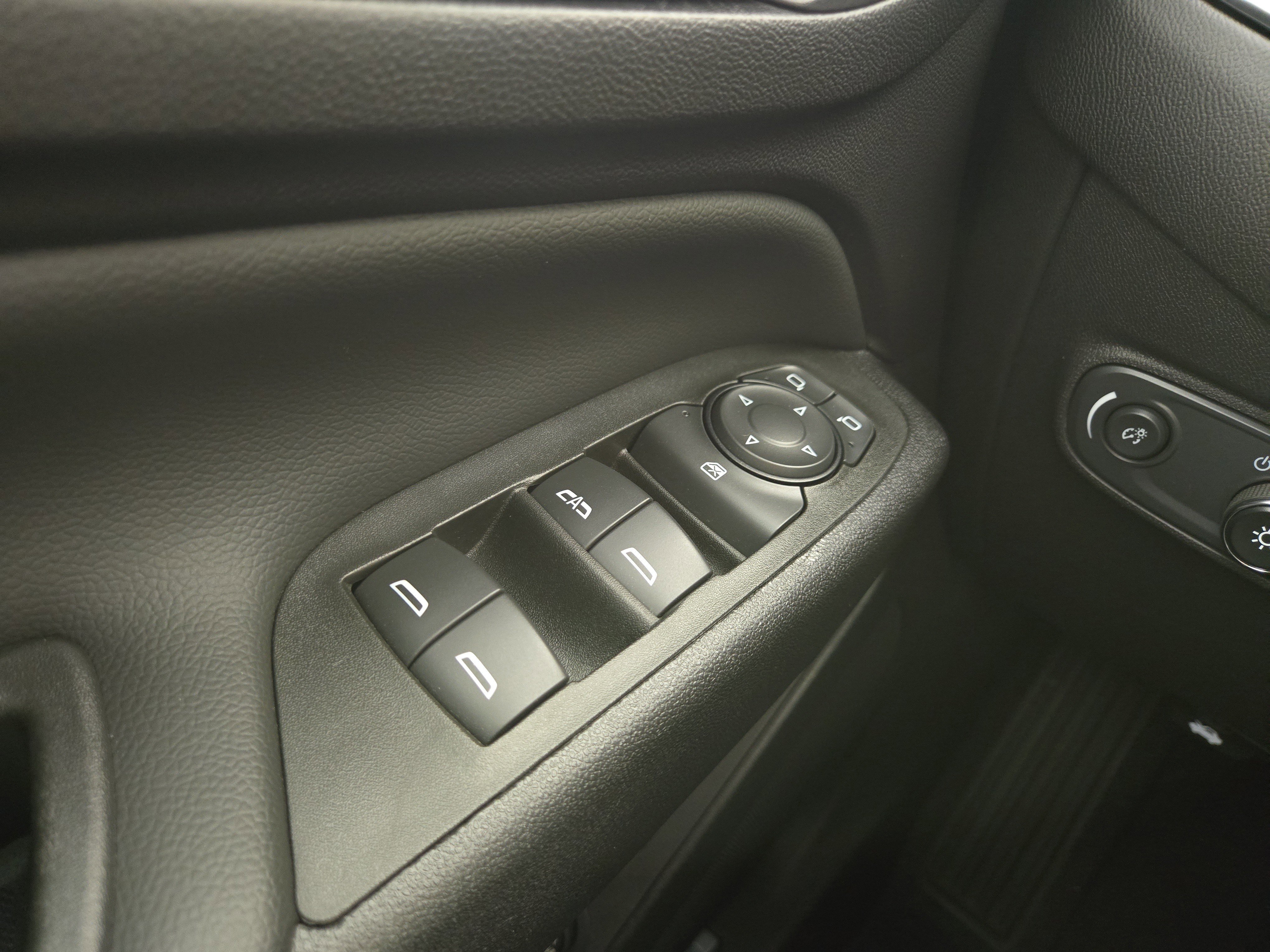 Certified 2021 Chevrolet Equinox Premier image 25