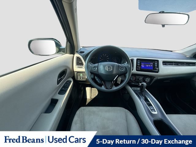 Used 2017 Honda HR-V LX image 25