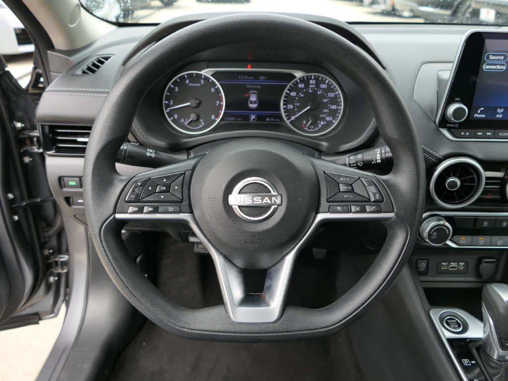 Used 2024 Nissan Sentra SV FWD image 16