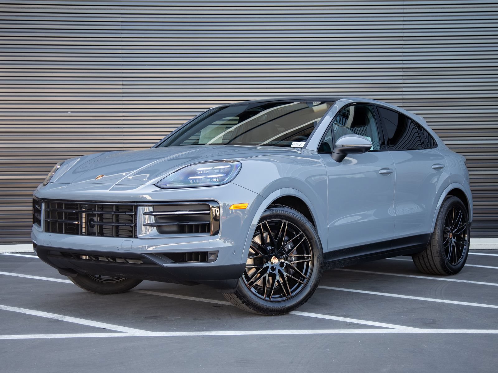 Used 2026 Porsche Cayenne Coupe AWD/4WD video 1