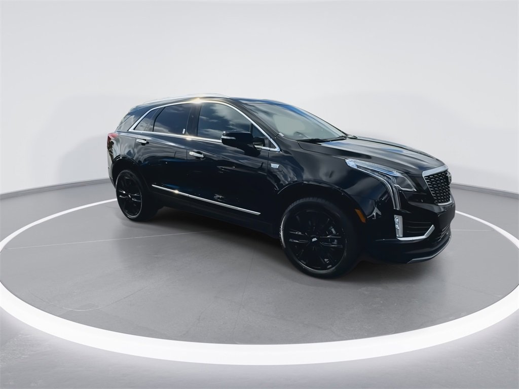New 2025 Cadillac XT5 Premium Luxury image 2