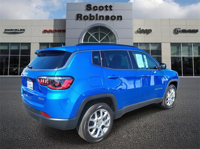 Certified 2022 Jeep Compass Latitude image 4