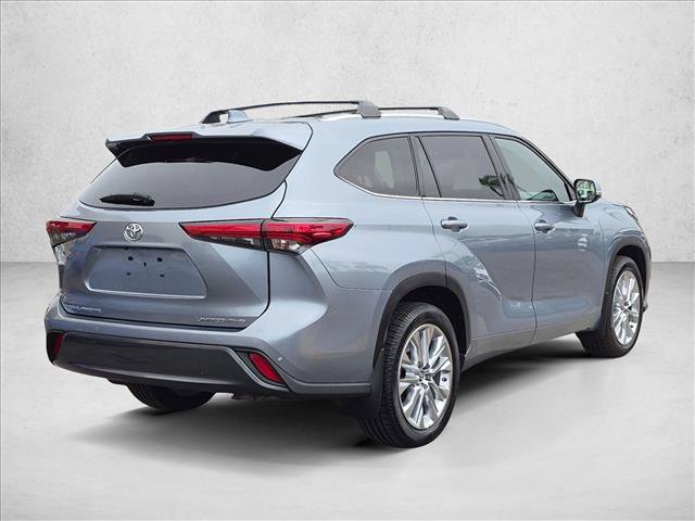 Used 2021 Toyota Highlander Limited AWD/4WD image 5