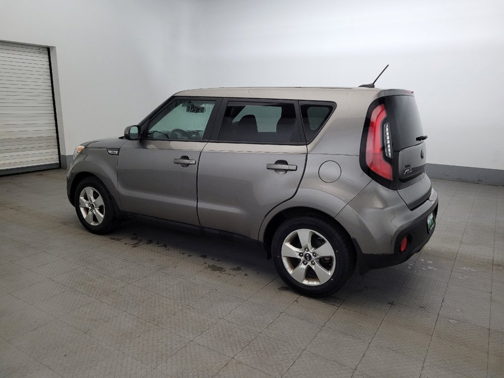 Used 2017 Kia Soul image 3