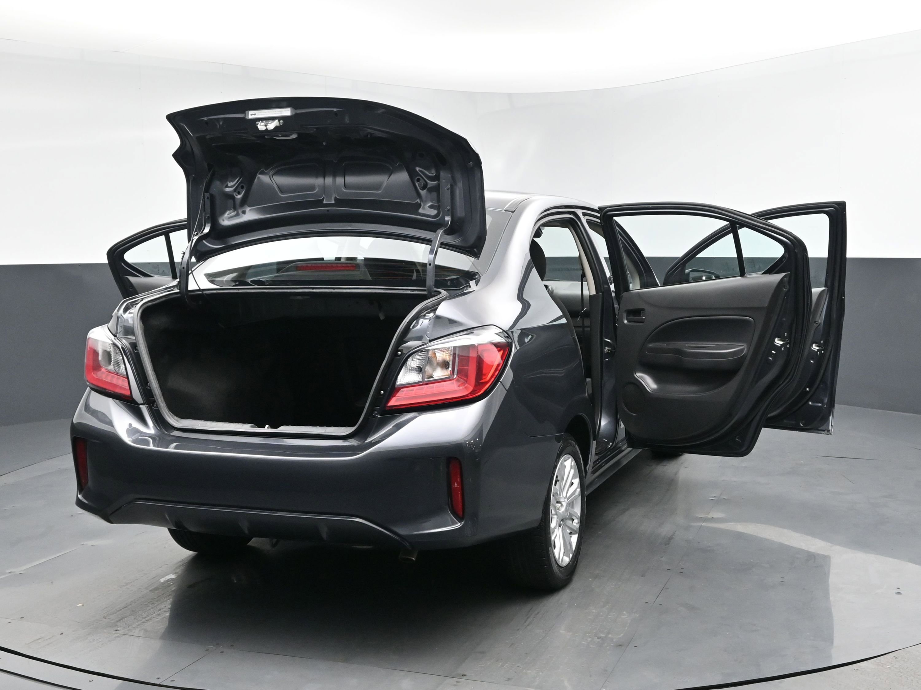 Used 2024 Mitsubishi Mirage G4 ES image 27