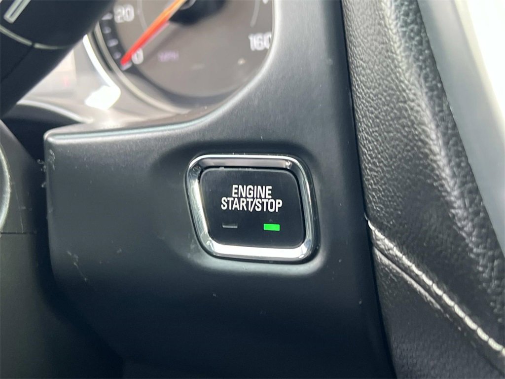 Certified 2023 GMC Acadia SLT w/ Preferred Package image 25