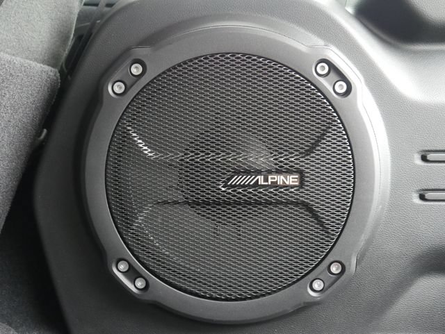 Used 2024 Jeep Wrangler Unlimited Rubicon AWD/4WD image 3