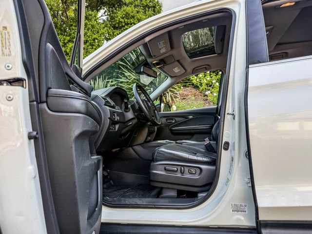 Used 2016 Honda Pilot Elite image 24