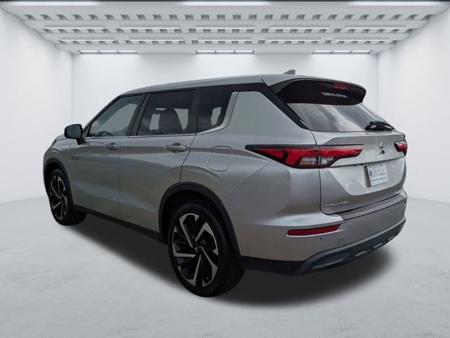 Used 2023 Mitsubishi Outlander SE AWD/4WD image 6