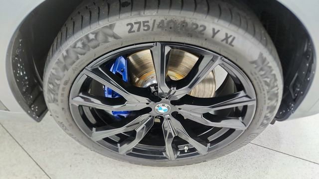 Used 2024 BMW X7 xDrive40i w/ M Sport Package image 61