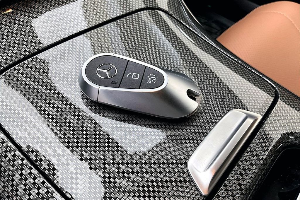 Certified 2024 Mercedes-Benz CLE 450 4MATIC Cabriolet image 10
