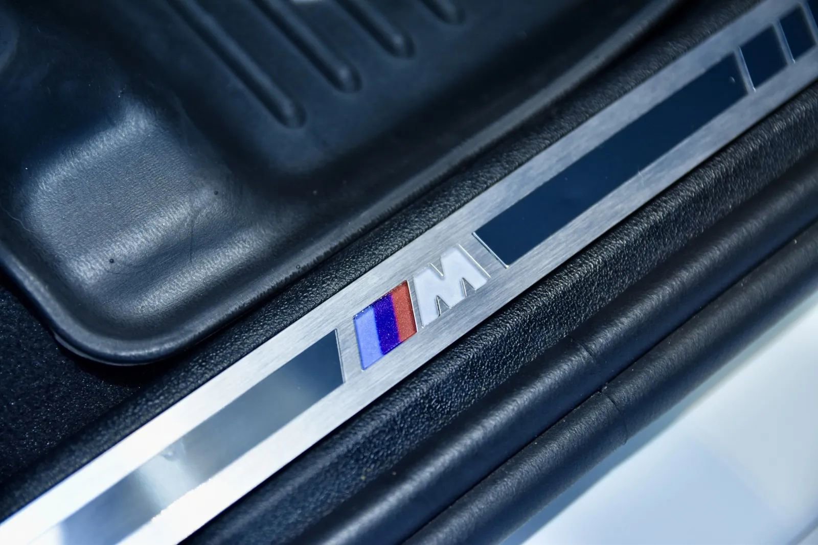 Used 2024 BMW X5 xDrive40i w/ M Sport Package image 30