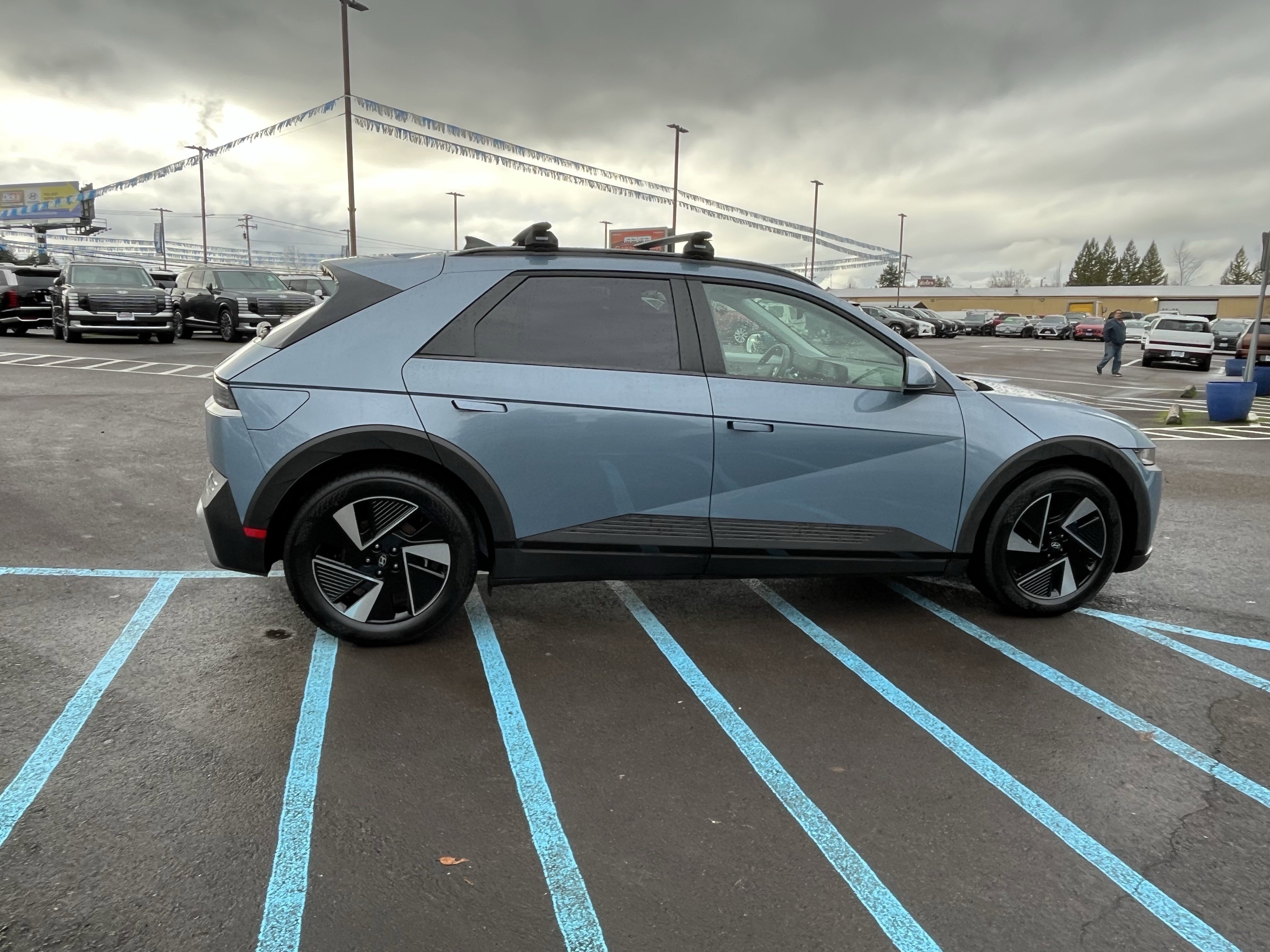 Used 2025 Hyundai Ioniq 5 SEL image 6