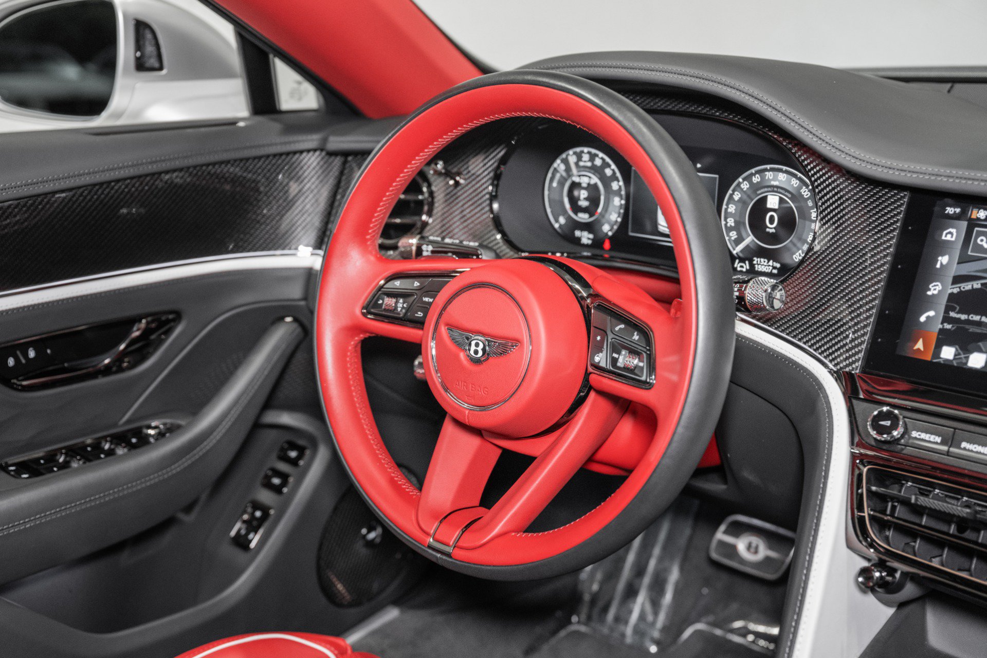 Used 2025 Bentley Flying Spur Plug-In Hybrid AWD/4WD image 37
