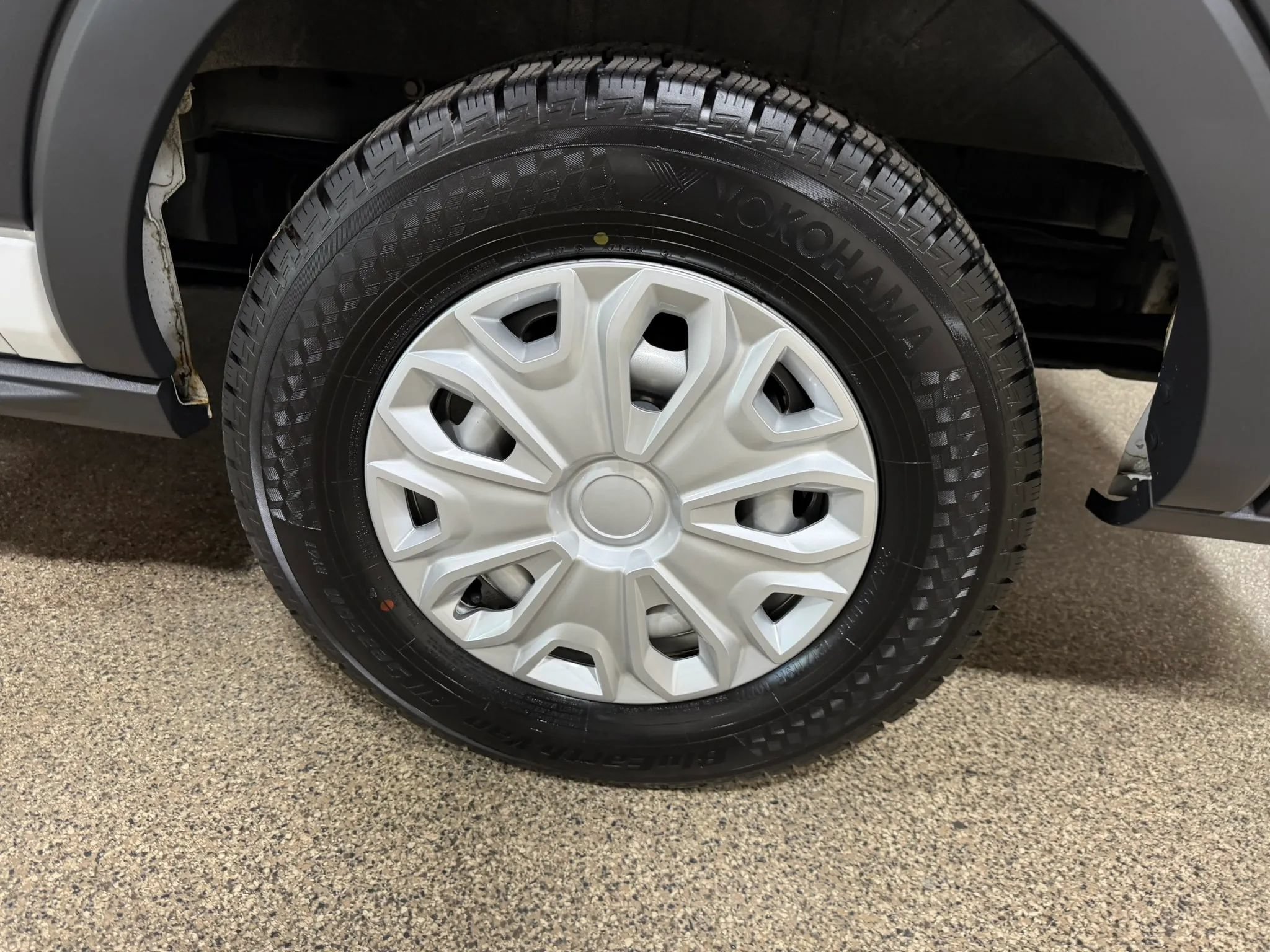 Used 2018 Ford Transit 150 XL RWD image 56