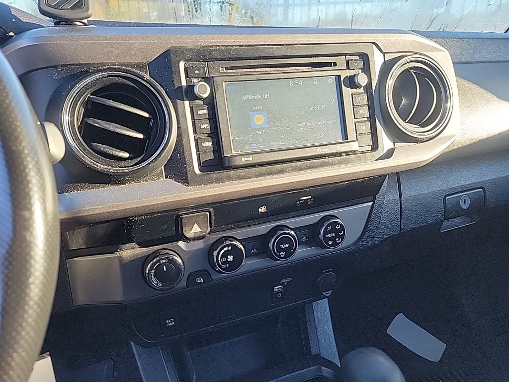 Used 2017 Toyota Tacoma SR5 w/ Tow Package AWD/4WD image 9