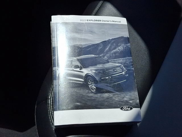 Certified 2022 Ford Explorer XLT w/ Equipment Group 202A AWD/4WD image 26