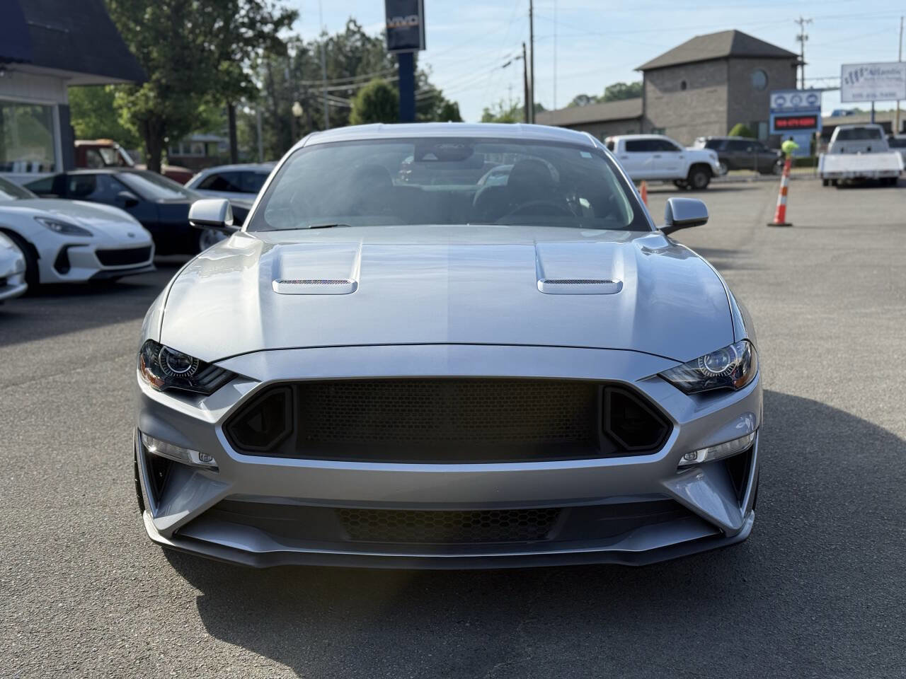 Used 2022 Ford Mustang GT w/ Equipment Group 301A RWD image 3