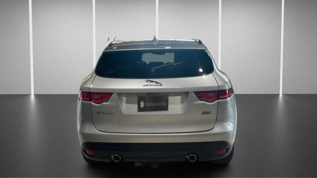 Used 2017 Jaguar F-PACE Prestige AWD/4WD image 10