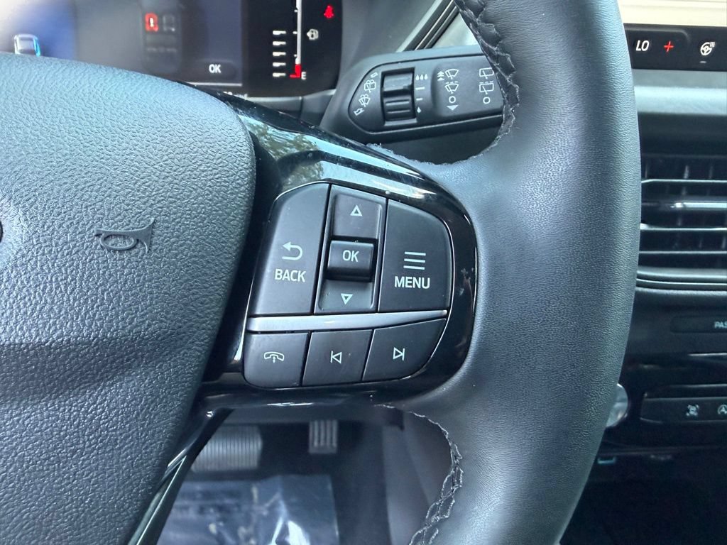 Used 2023 Ford Escape Active w/ Tech Pack #1 AWD/4WD image 24