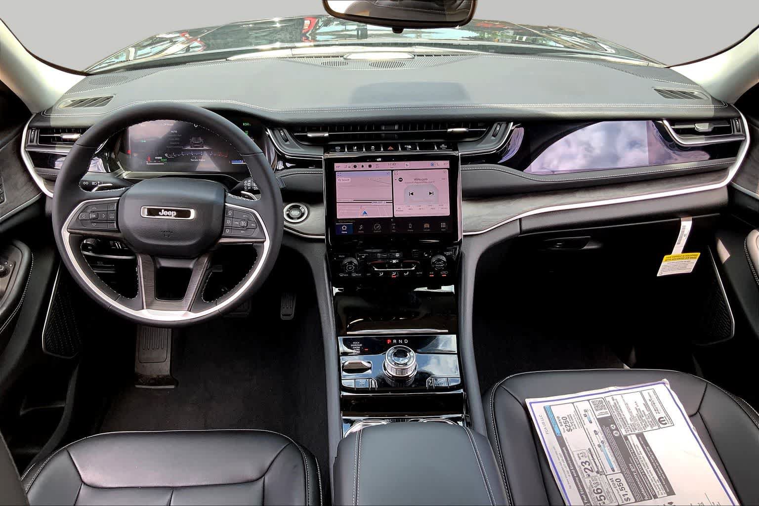 New 2023 Jeep Grand Cherokee 4WD 4xe image 5