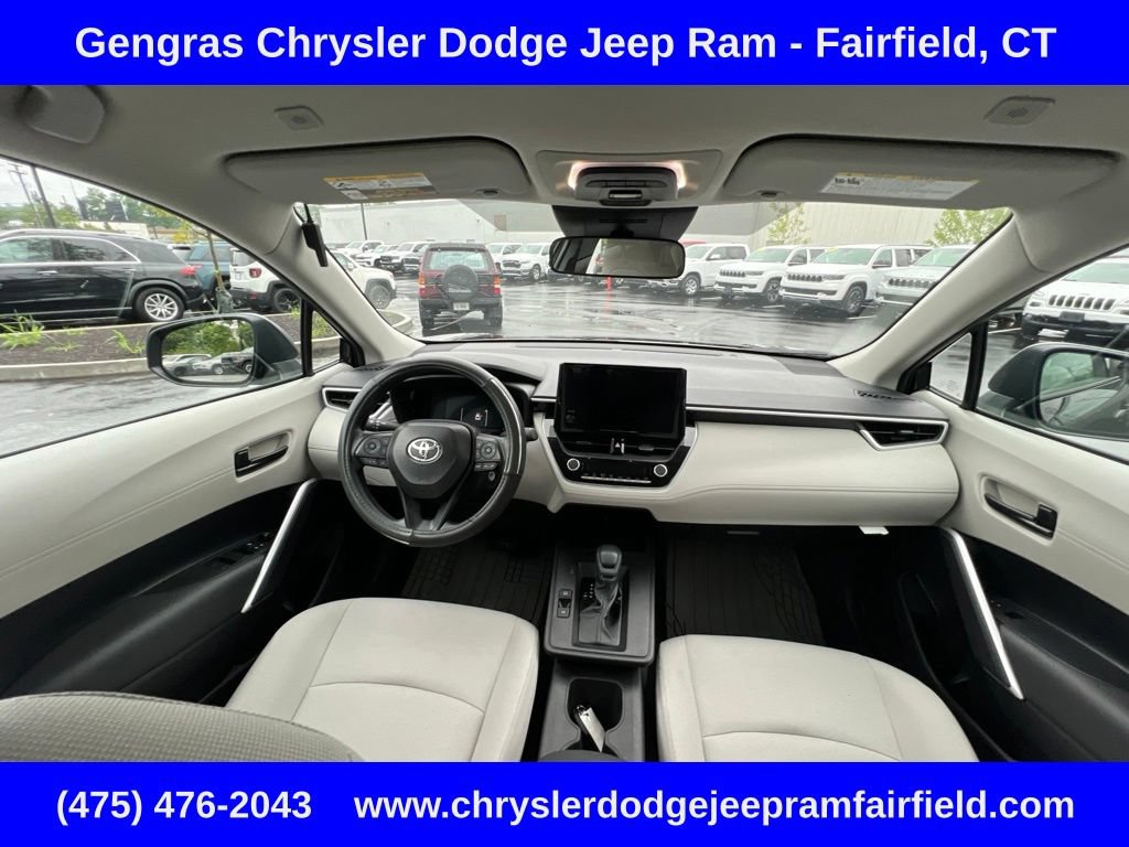 Used 2026 Toyota Corolla Cross L AWD/4WD image 26