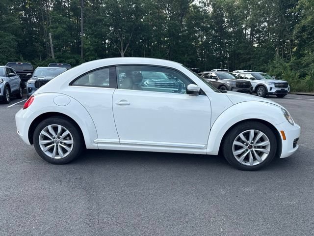 Used 2014 Volkswagen Beetle TDI FWD image 6