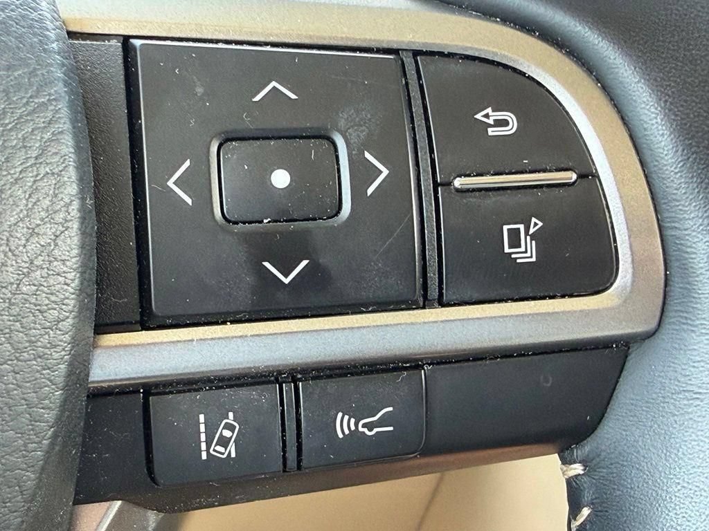 Used 2022 Lexus GX 460 Luxury w/ Sport Design Package AWD/4WD image 18