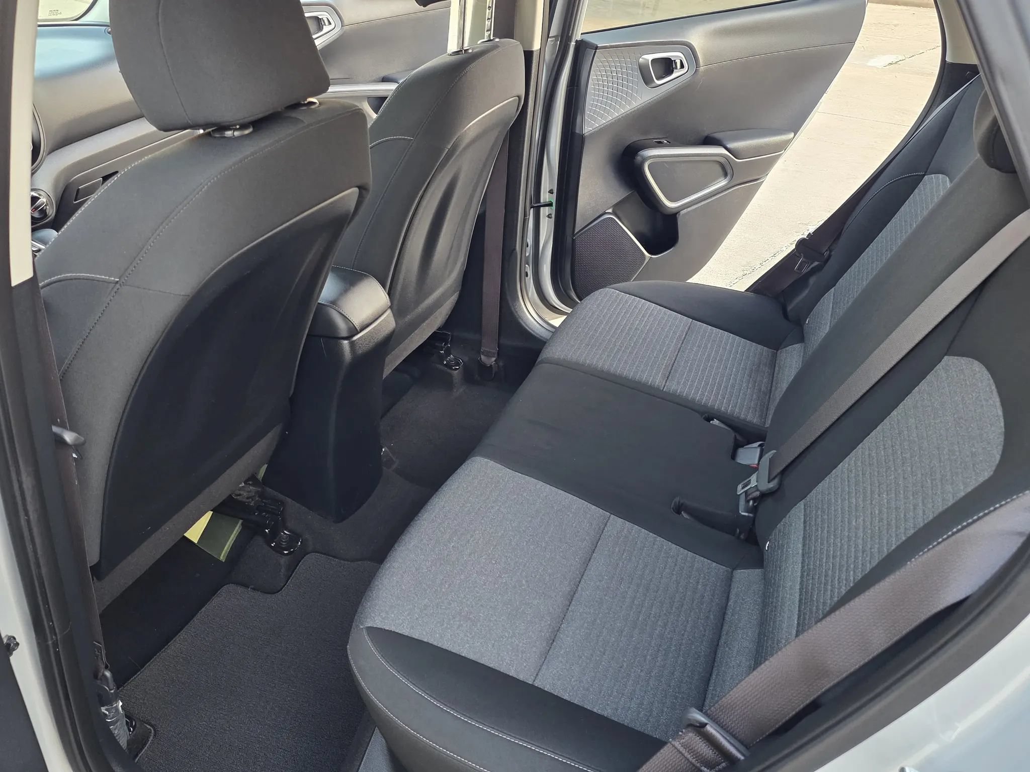 Used 2021 Kia Soul S FWD image 23