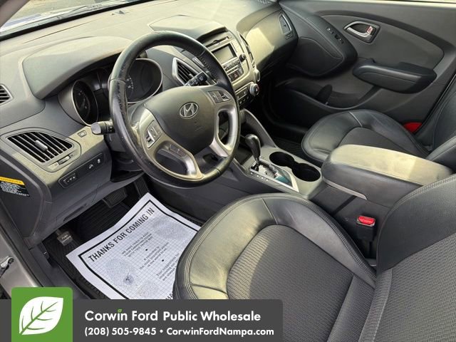 Used 2012 Hyundai Tucson GLS image 11
