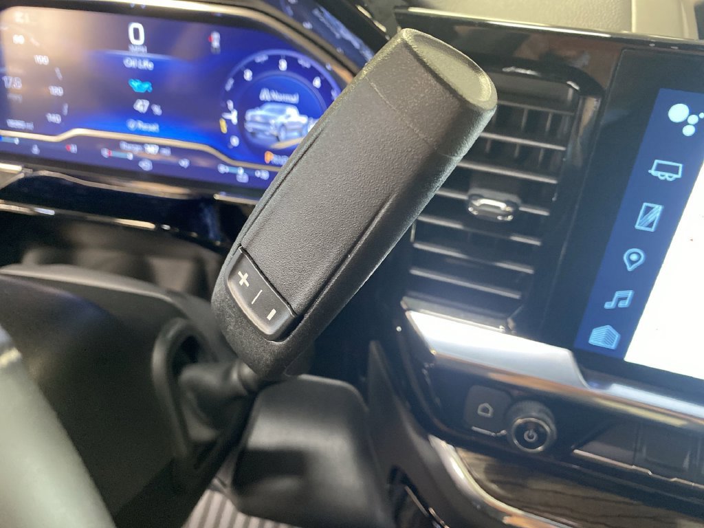 Certified 2024 Chevrolet Silverado 1500 LT AWD/4WD image 21