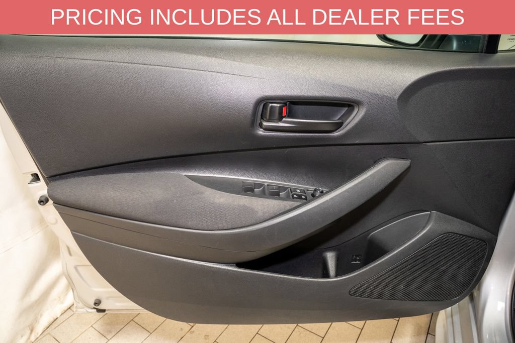 Used 2024 Toyota Corolla LE FWD image 11