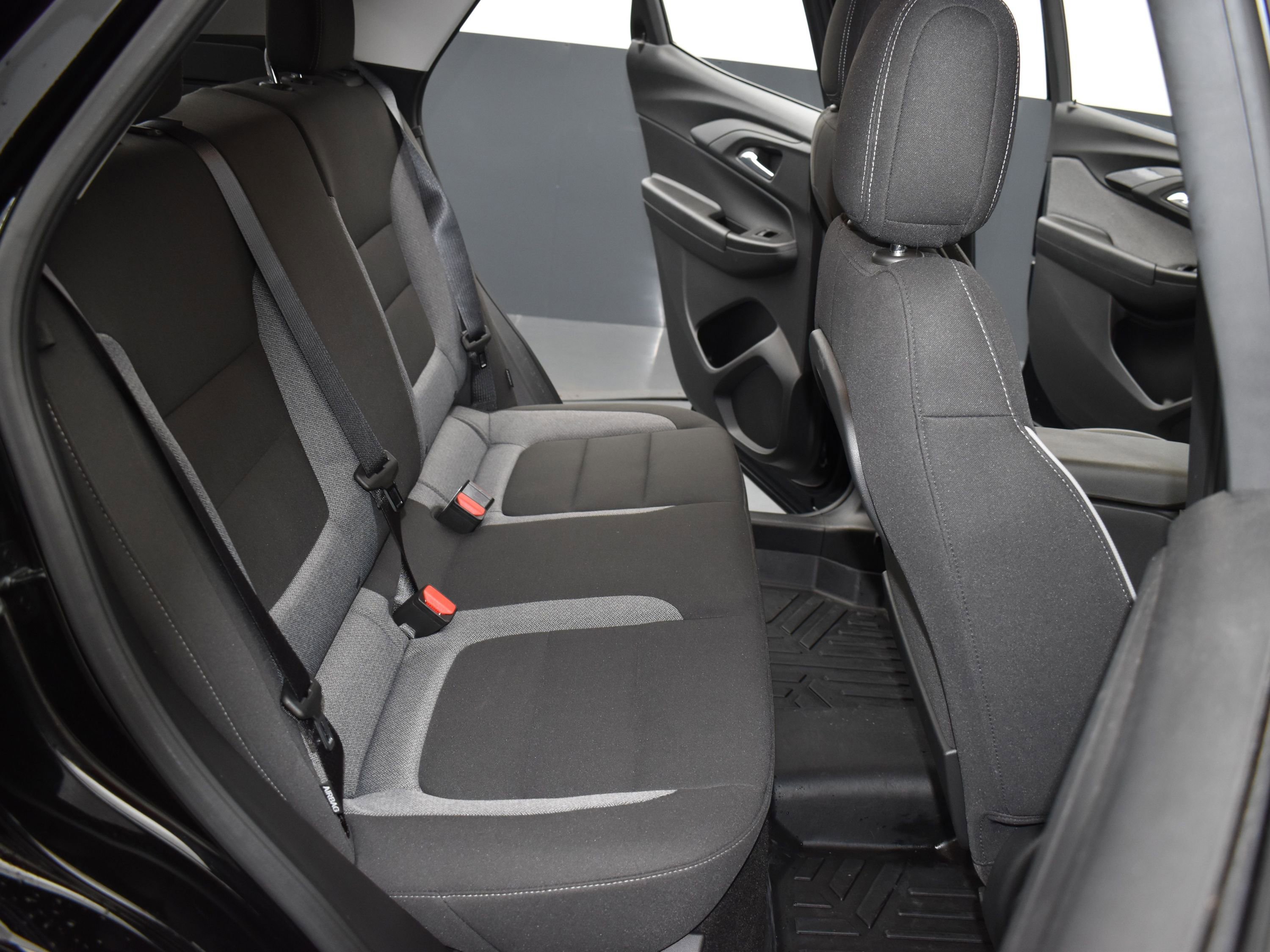 Used 2022 Chevrolet TrailBlazer LT AWD/4WD image 25