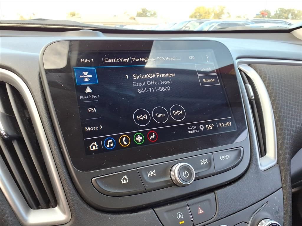 Used 2025 Chevrolet Malibu LT image 33