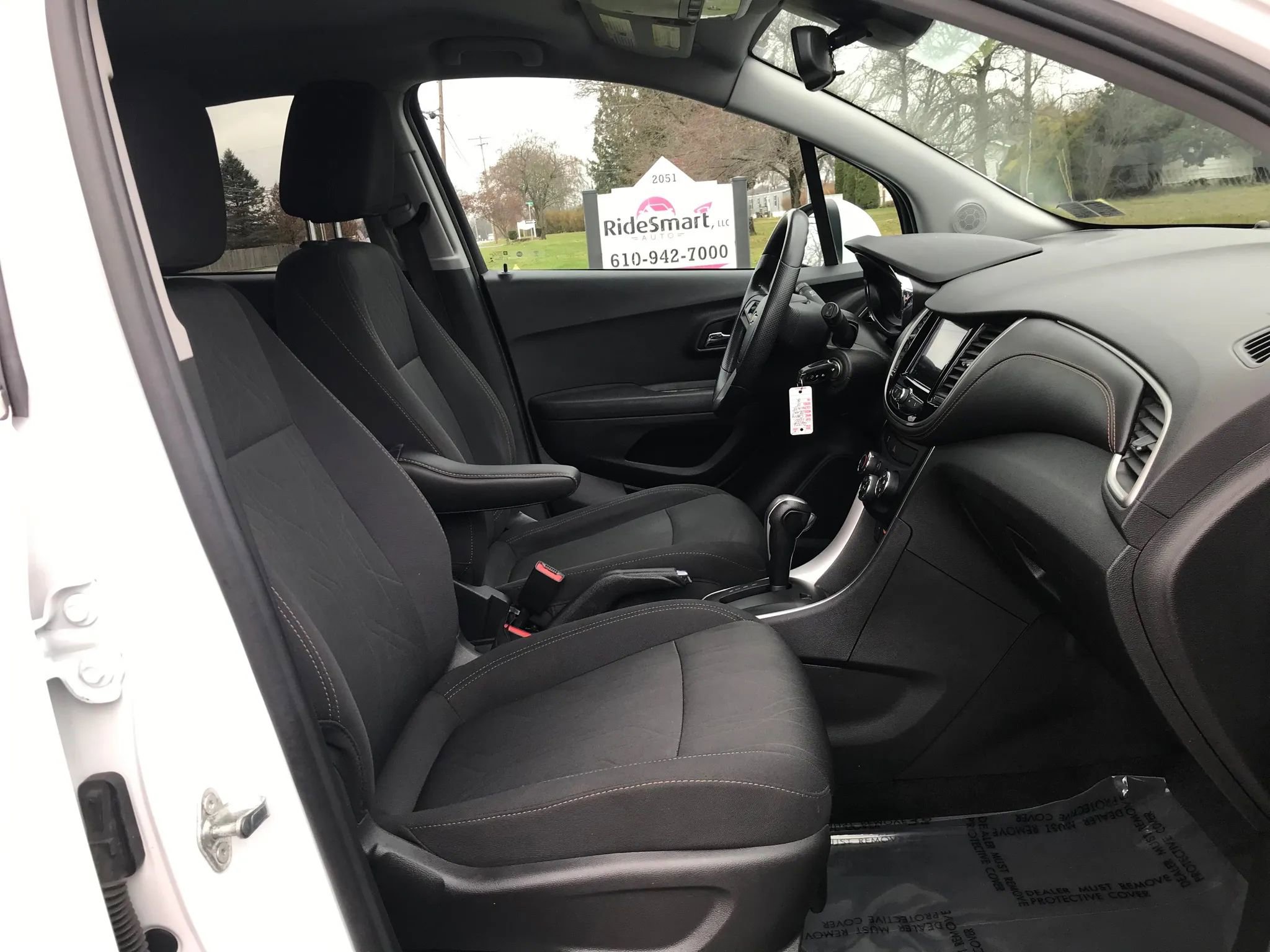 Used 2020 Chevrolet Trax LT image 40