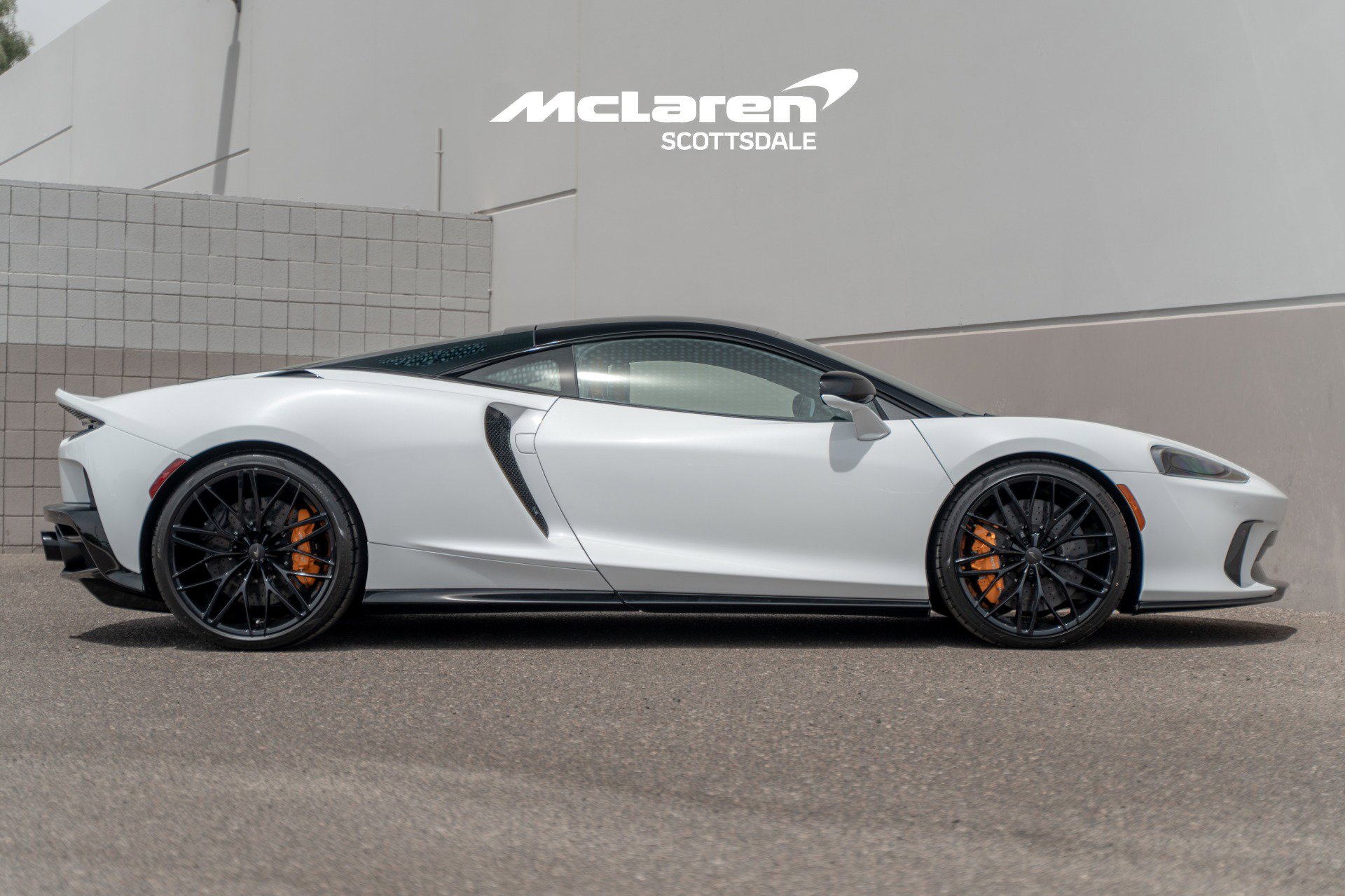 New 2026 McLaren GTS RWD image 8