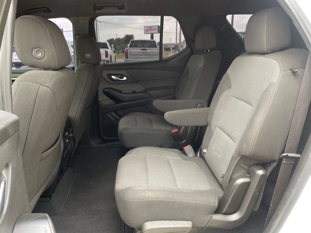 Used 2023 Chevrolet Traverse LT FWD image 34