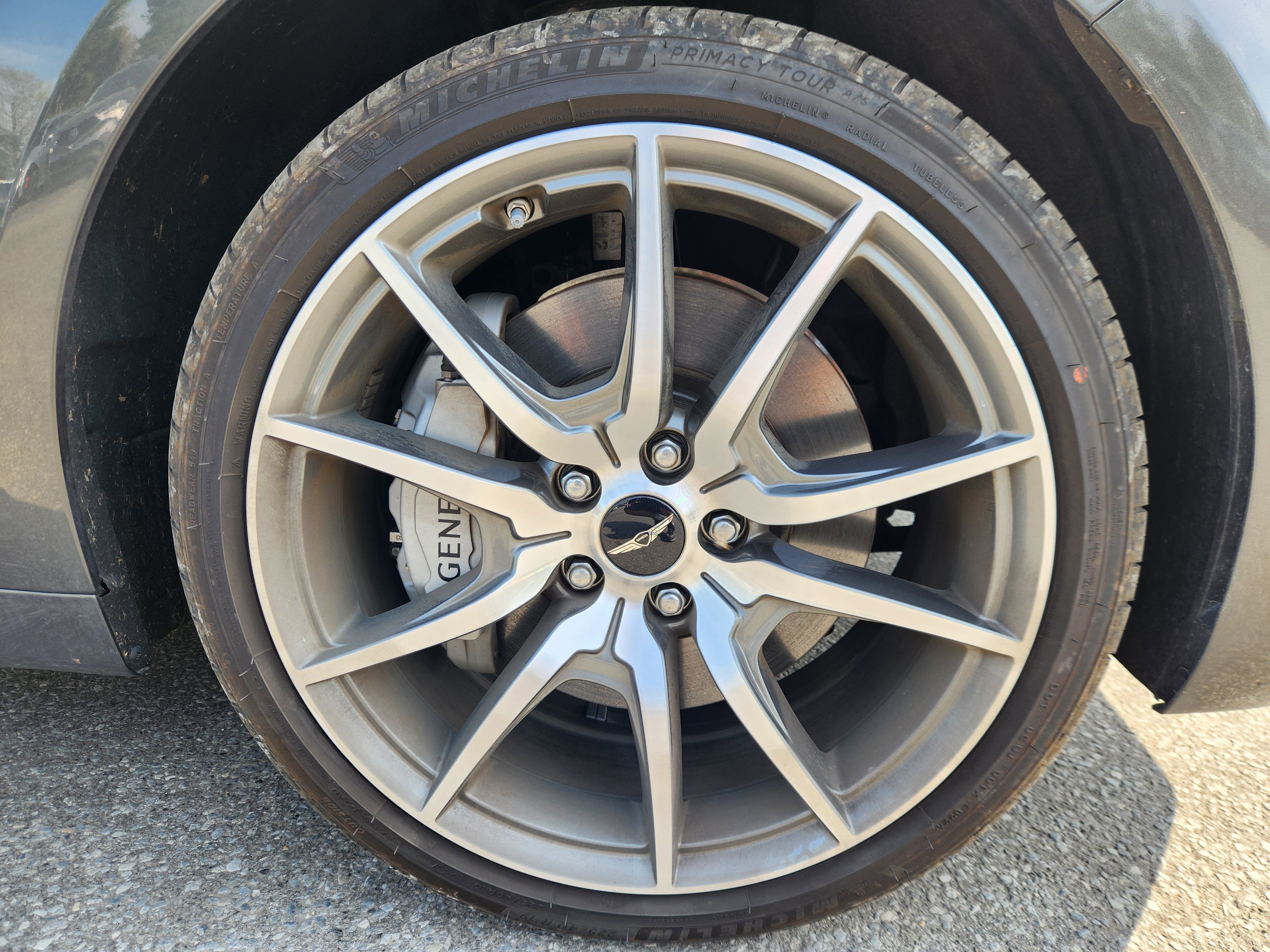 Used 2025 Genesis G70 2.5T RWD image 20