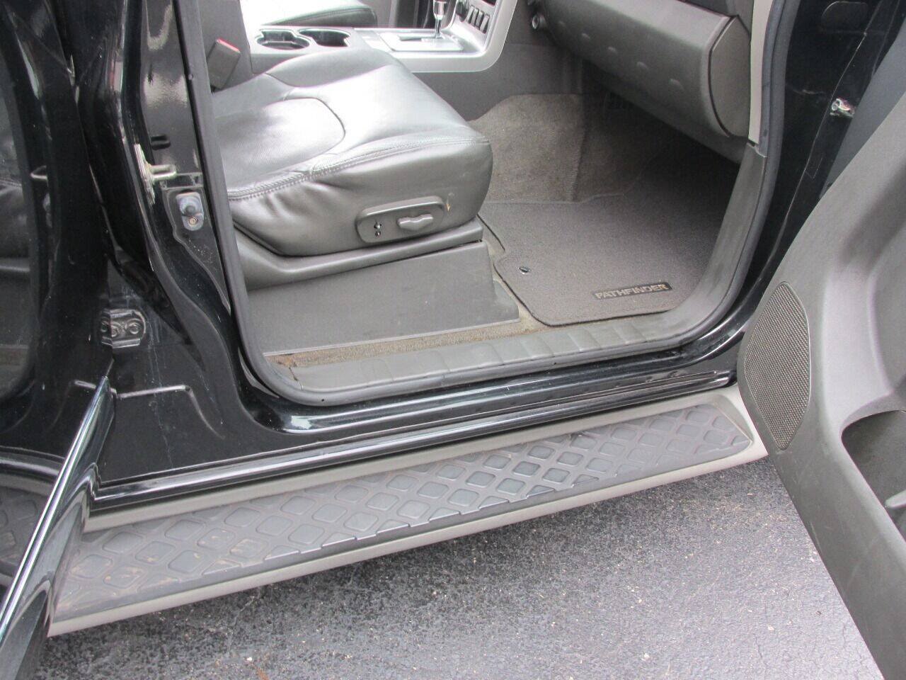 Used 2012 Nissan Pathfinder Silver w/ DVD Entertainment Pkg AWD/4WD image 40