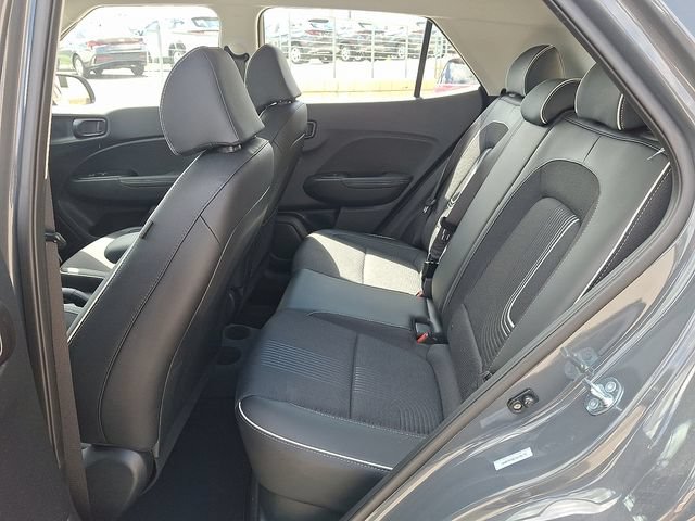 Certified 2026 Hyundai Venue SEL FWD image 10