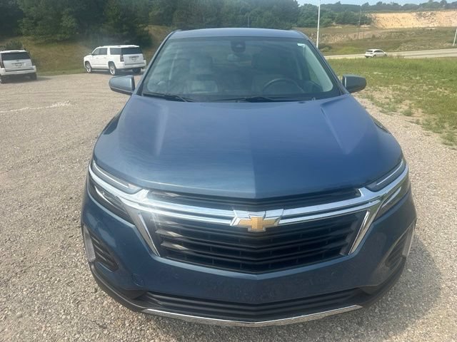 Used 2024 Chevrolet Equinox LT FWD image 2