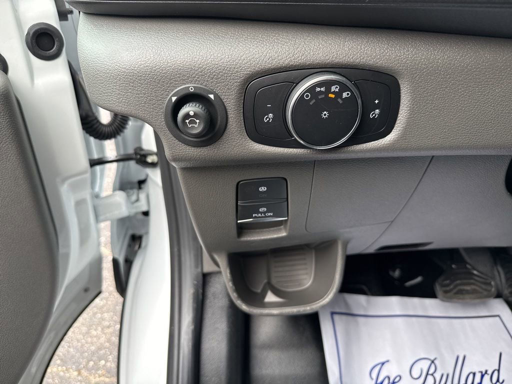 New 2026 Ford Transit 250 148 Medium Roof RWD image 27