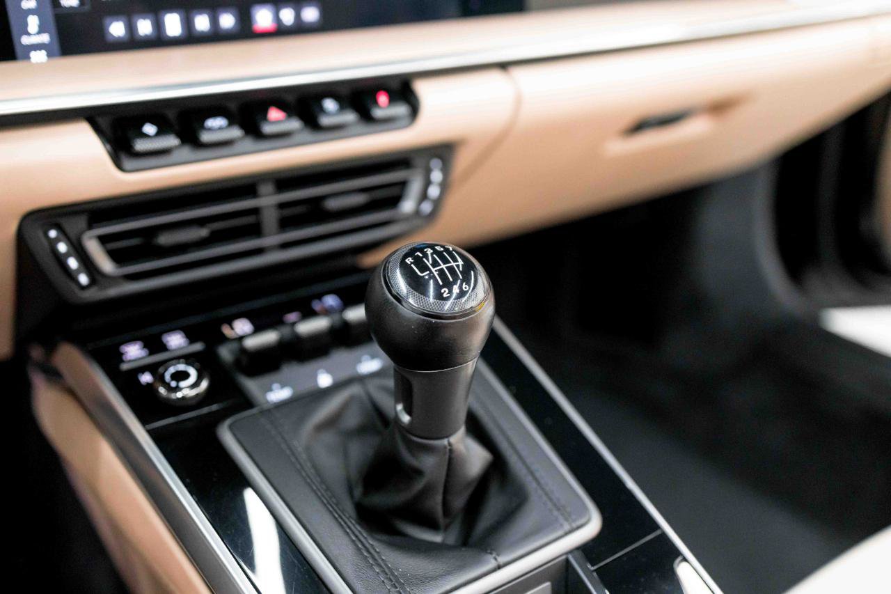 Used 2021 Porsche 911 Carrera S RWD image 48
